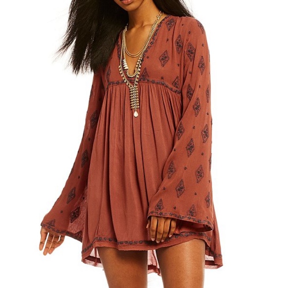 Free People Tops - NWT FREE PEOPLE DIAMOND EMBROIDERED TUNIC